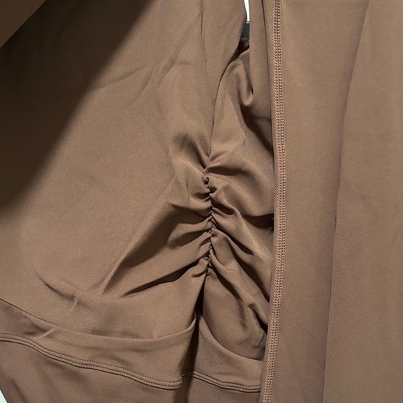 Tan Long Sleeve Crop Top and Leggings - Picture 5 of 7